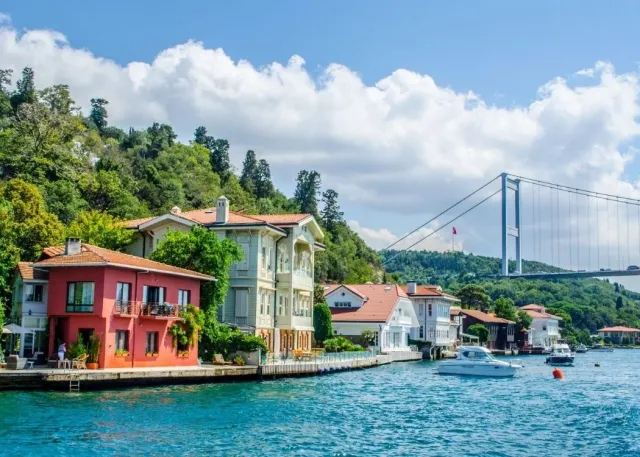 Croisière touristique Golden Horn & Bosphorus avec audioguide