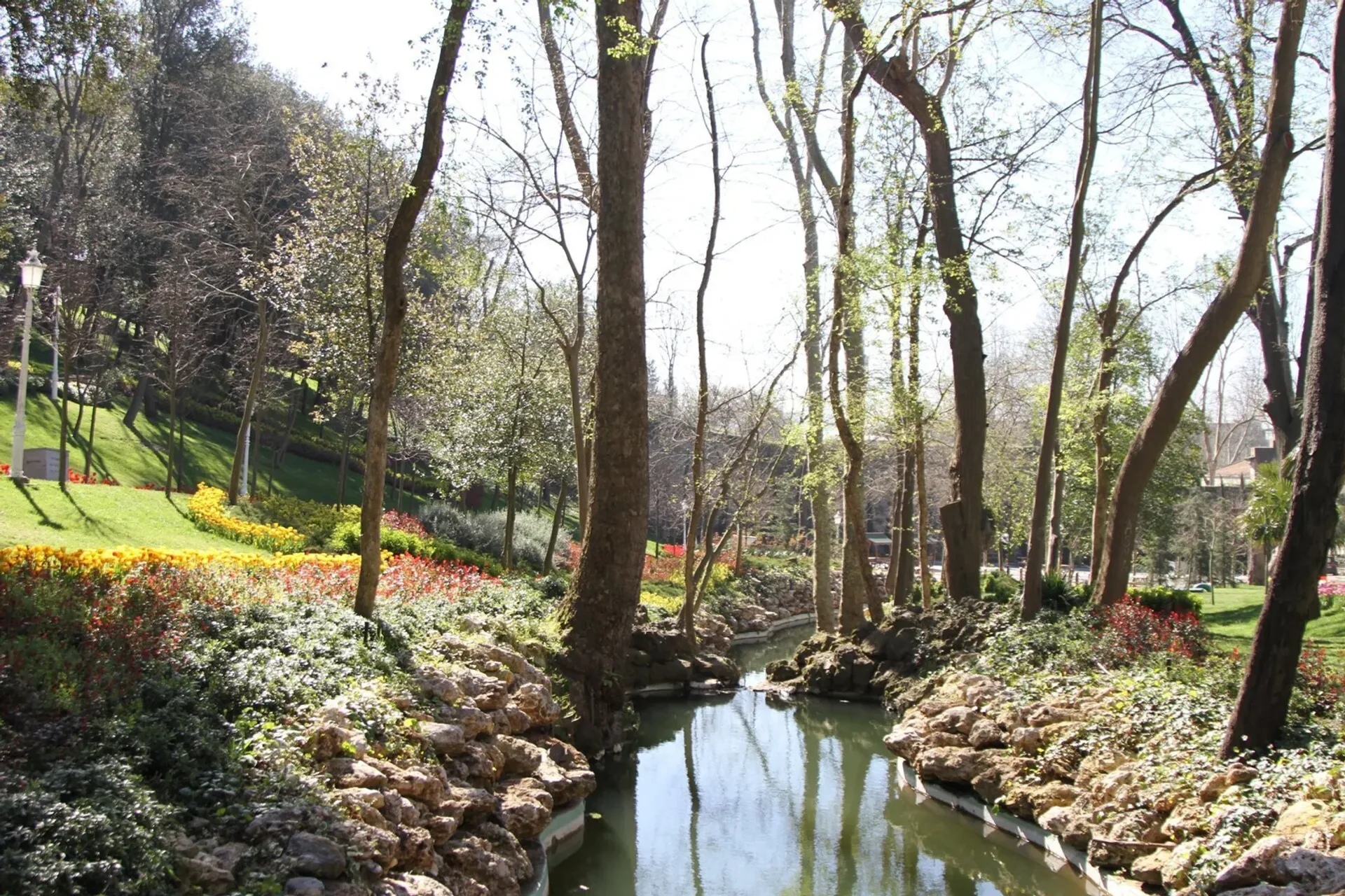 Пешачка тура во Yildiz Park со аудио водич