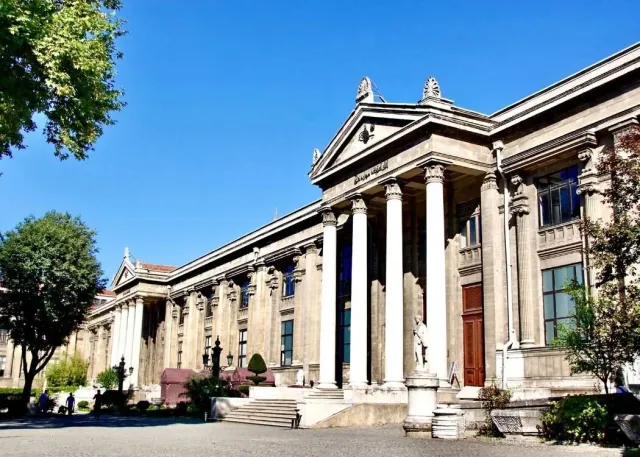 Istanbul Archaeological Museums Skip-the-Ticket-Line Entry with Audio Guide