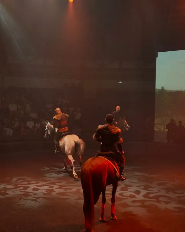 Rehberli Stüdyo Turu: Dirilis Ertugrul, Kurulus Osman ve Destan