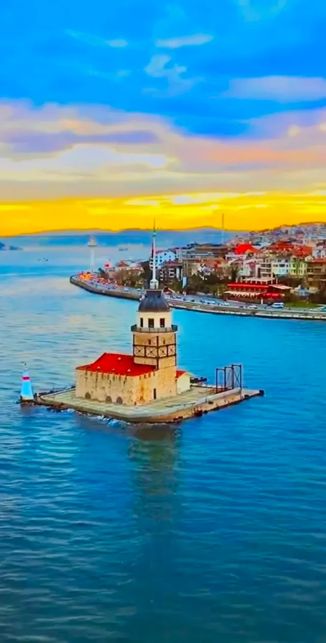 Maiden's Tower: Entrada Sem Fila com Audioguia