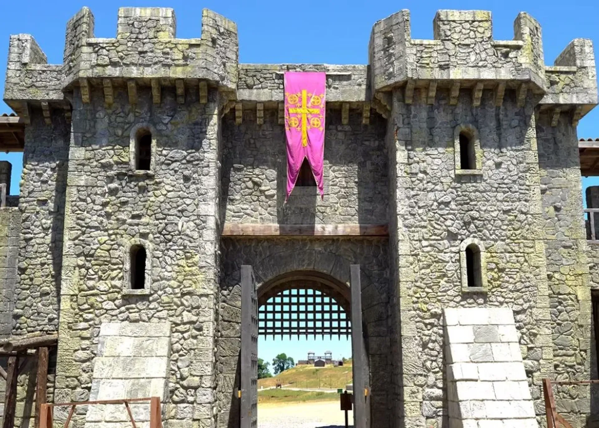 Rehberli Stüdyo Turu: Dirilis Ertugrul, Kurulus Osman ve Destan