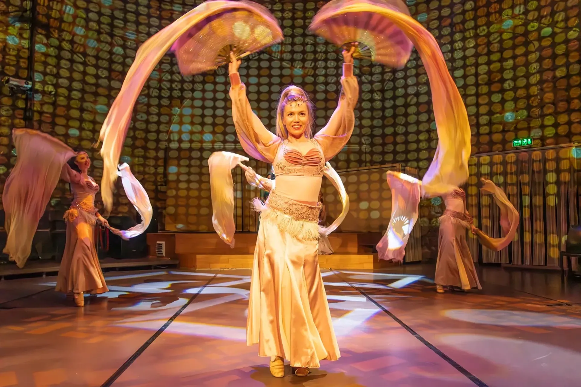 Billet pour le spectacle Rhythm of the Dance