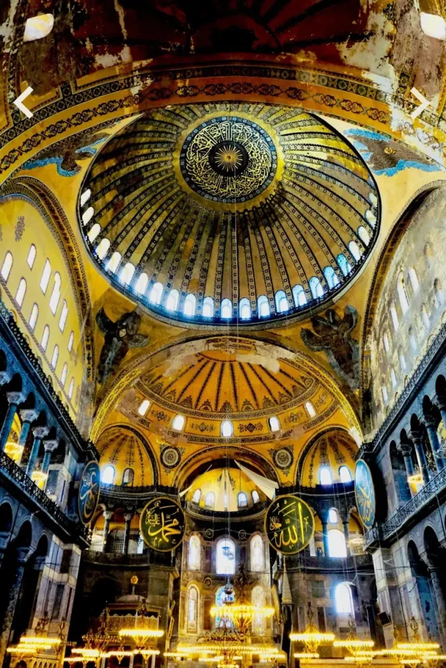 Hagia Sophia Guided Tour with Skip-the-Ticket-Line Entry