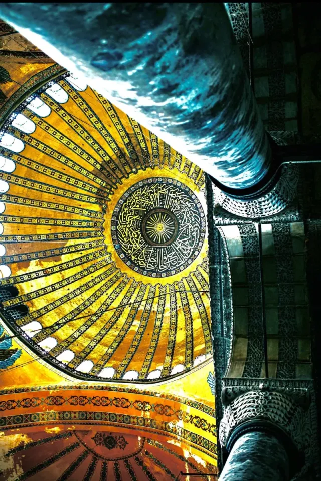 Hagia Sophia Guided Tour with Skip-the-Ticket-Line Entry