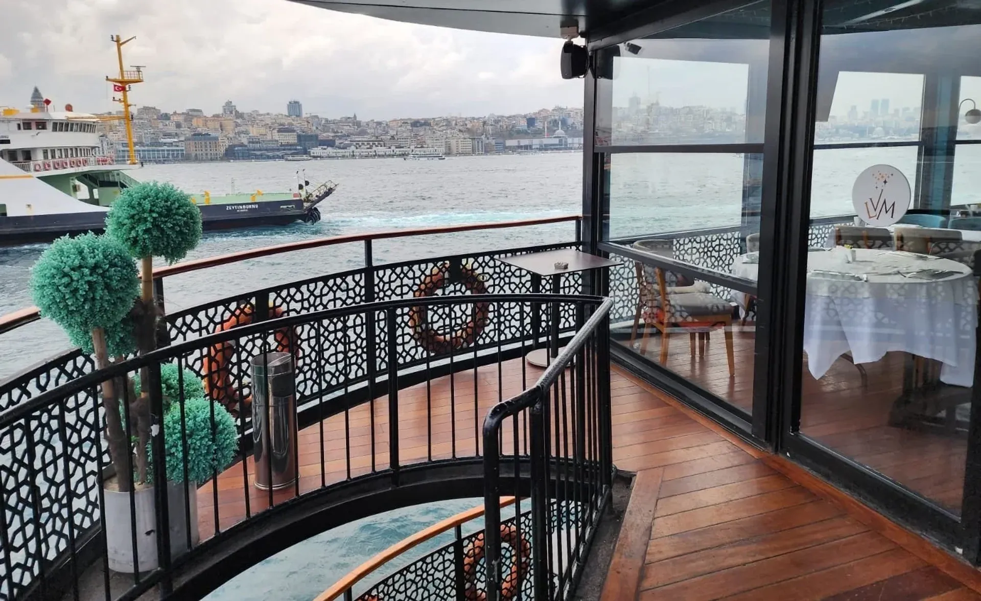 Le Vapeur Magique - Morning Turkish Breakfast Cruise