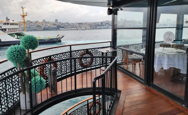 Le Vapeur Magique - Morning Turkish Breakfast Cruise