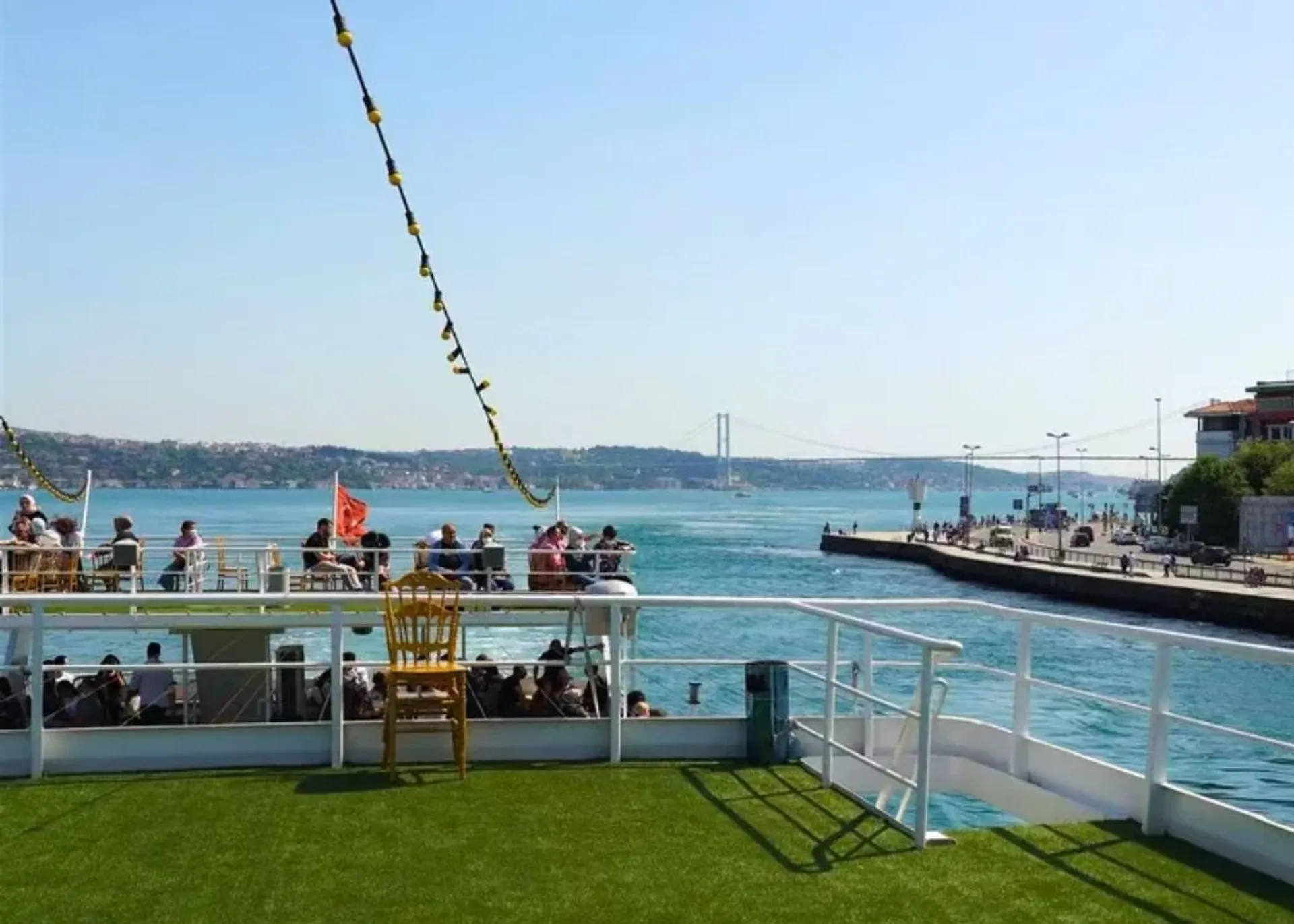 Bosphorus Sunset Cruise آڈیو گائیڈ کے ساتھ