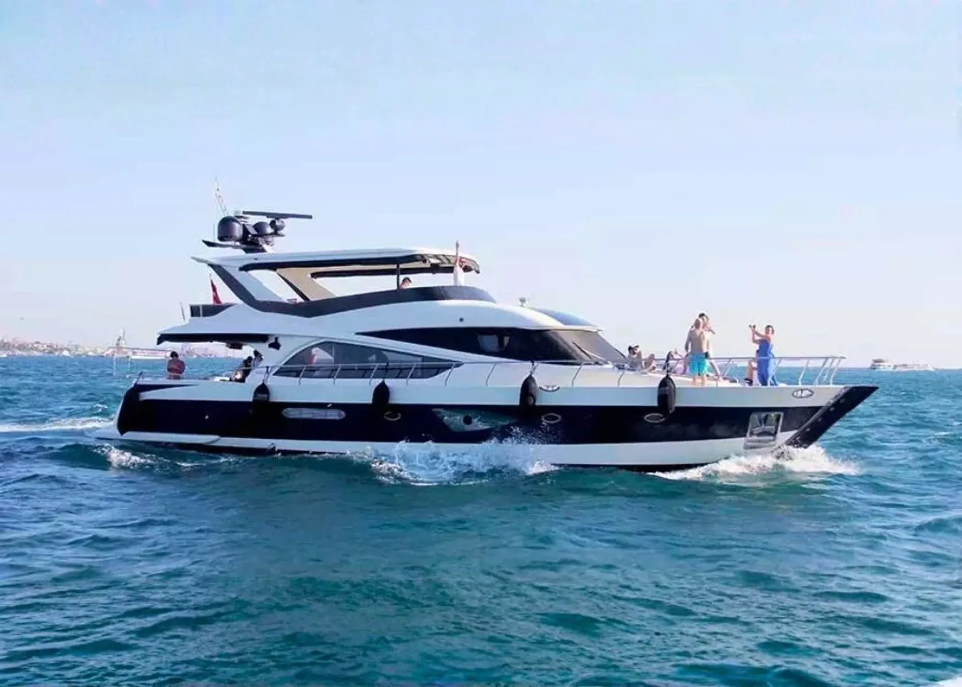 Tur Privat de Înot cu Yachtul în Insulele din Istanbul