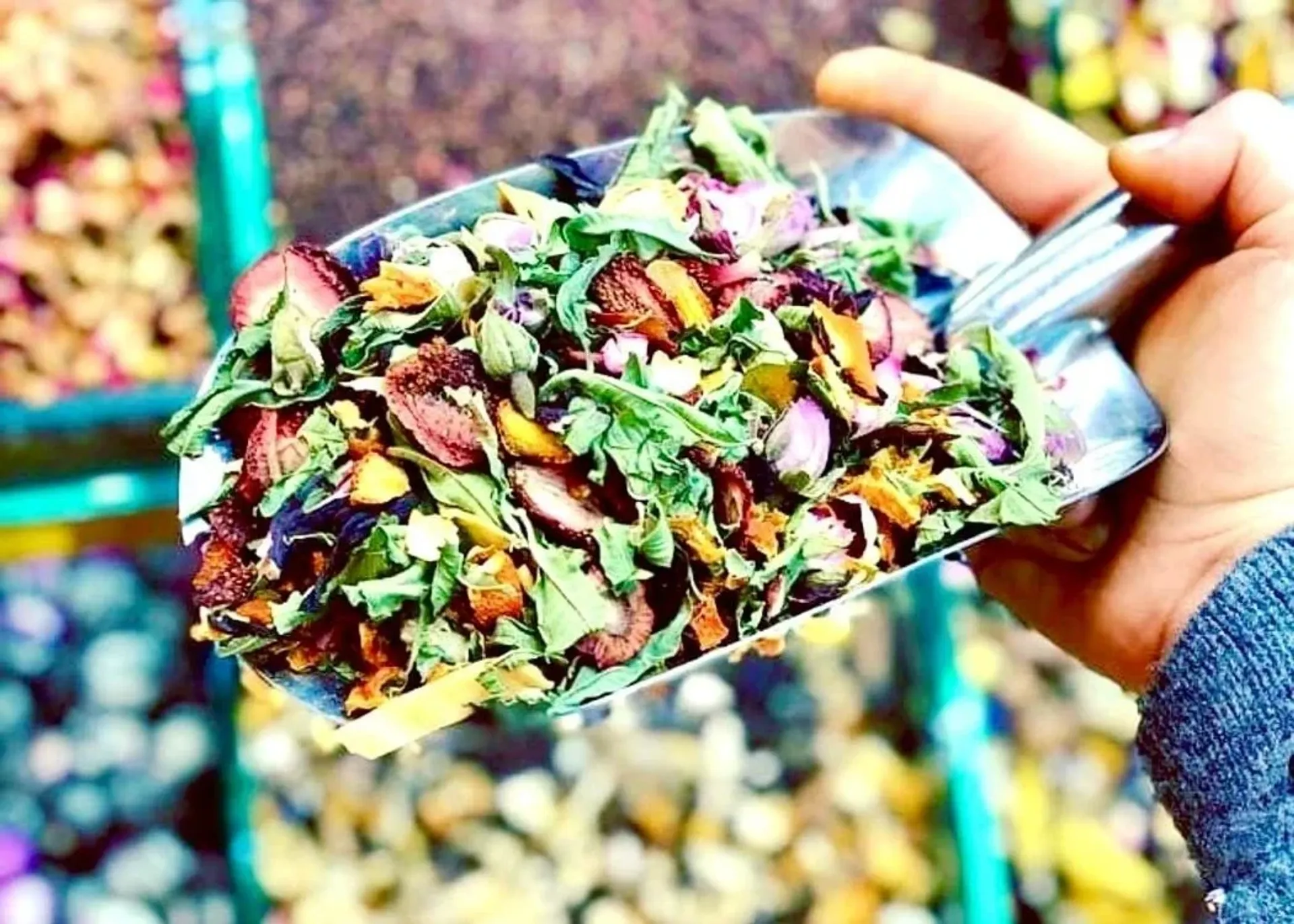 Spice Bazaar Turkish Delights & Herbal Teas Tasting Experience in Istanbul