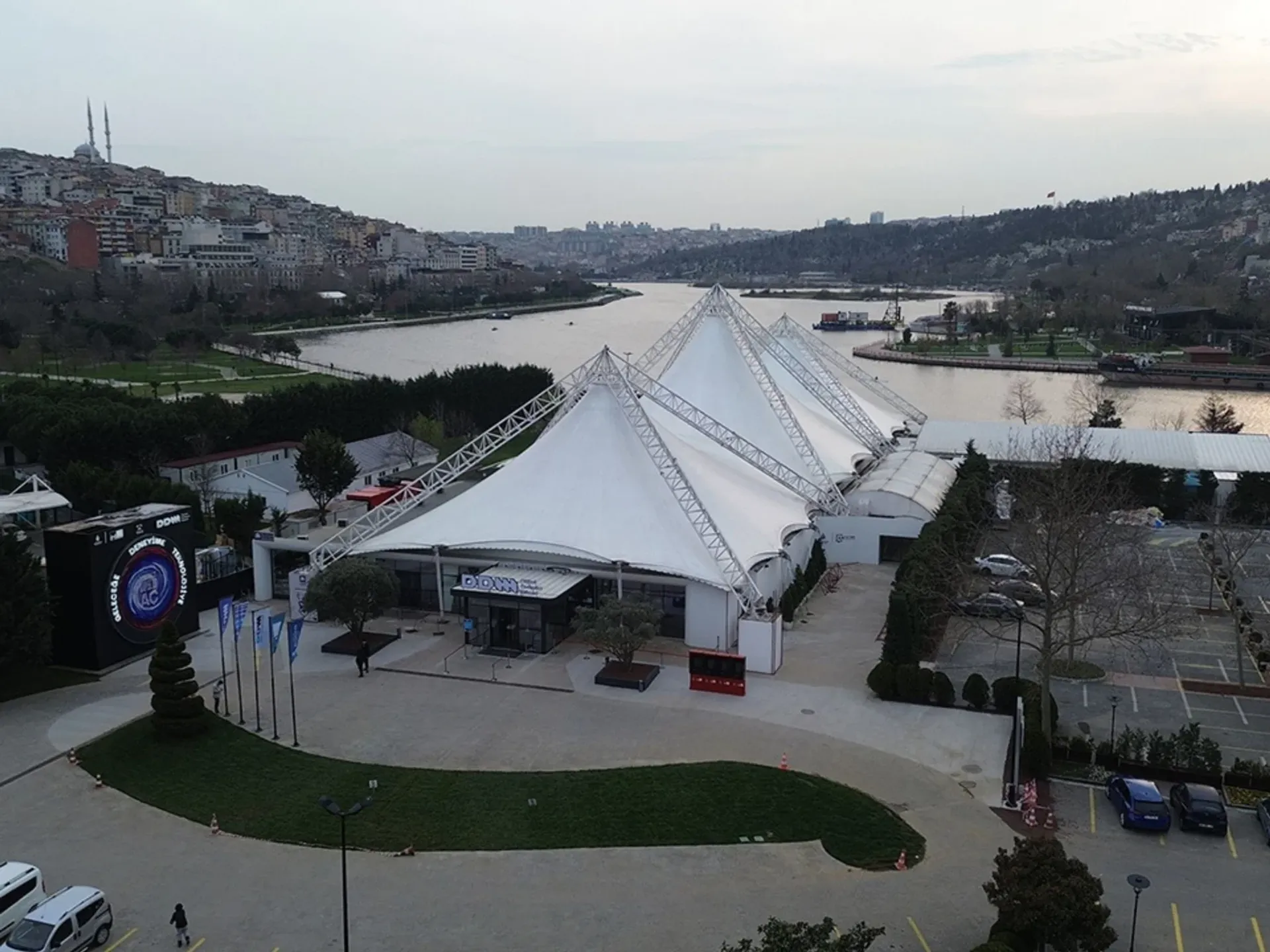Entrée coupe-file au Digital Experience Museum