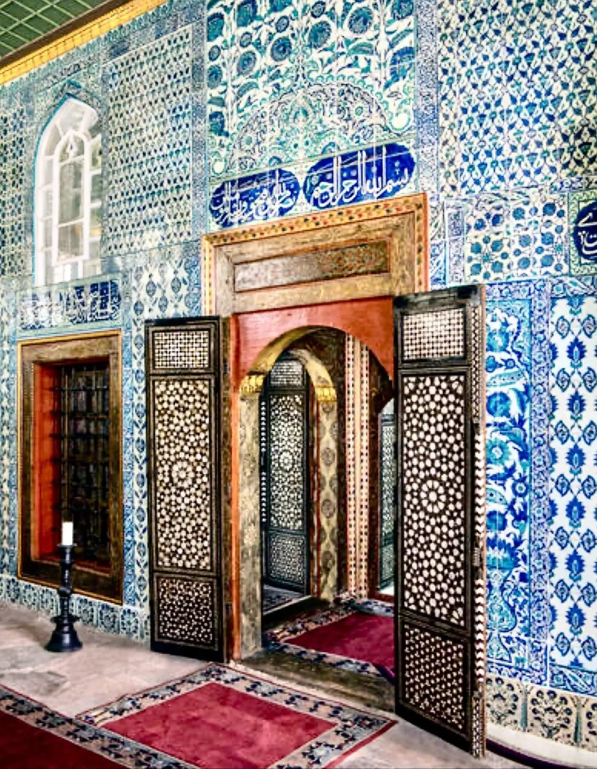 Hunkar Pavilion Walking Tour with Audio Guide