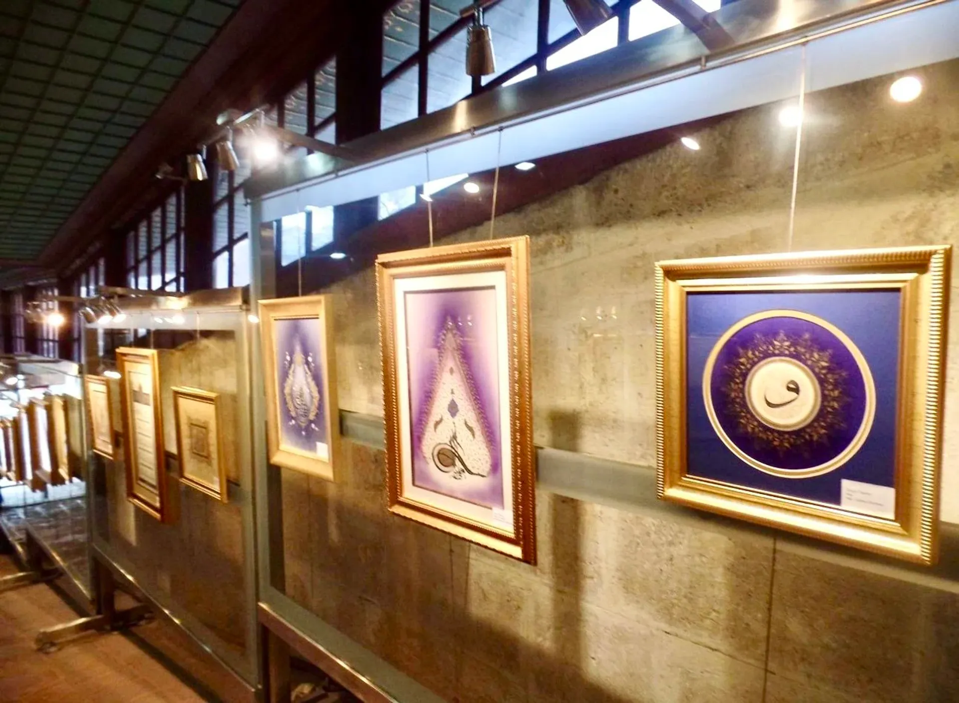 Hunkar Pavilion Walking Tour with Audio Guide