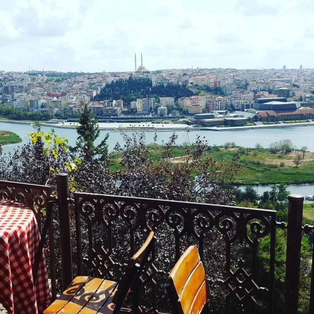 Пешеходная экскурсия по Pierre Loti с аудиогидом