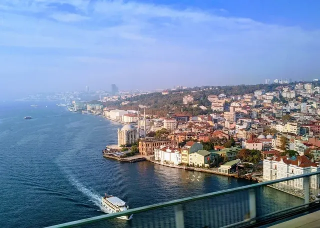 Golden Horn & Bosphorus Sunset Cruise dengan Panduan Audio