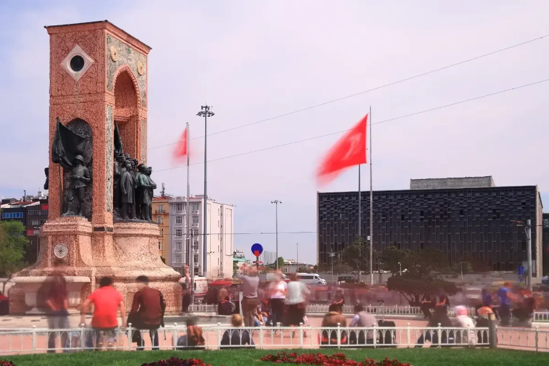 Taksim Square & Istiklal Street Walking Tour with Audio Guide