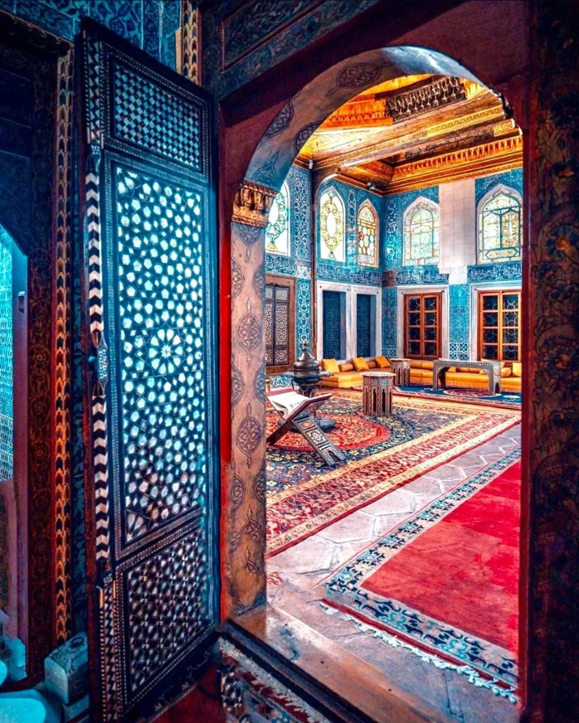 Hunkar Pavilion Walking Tour with Audio Guide