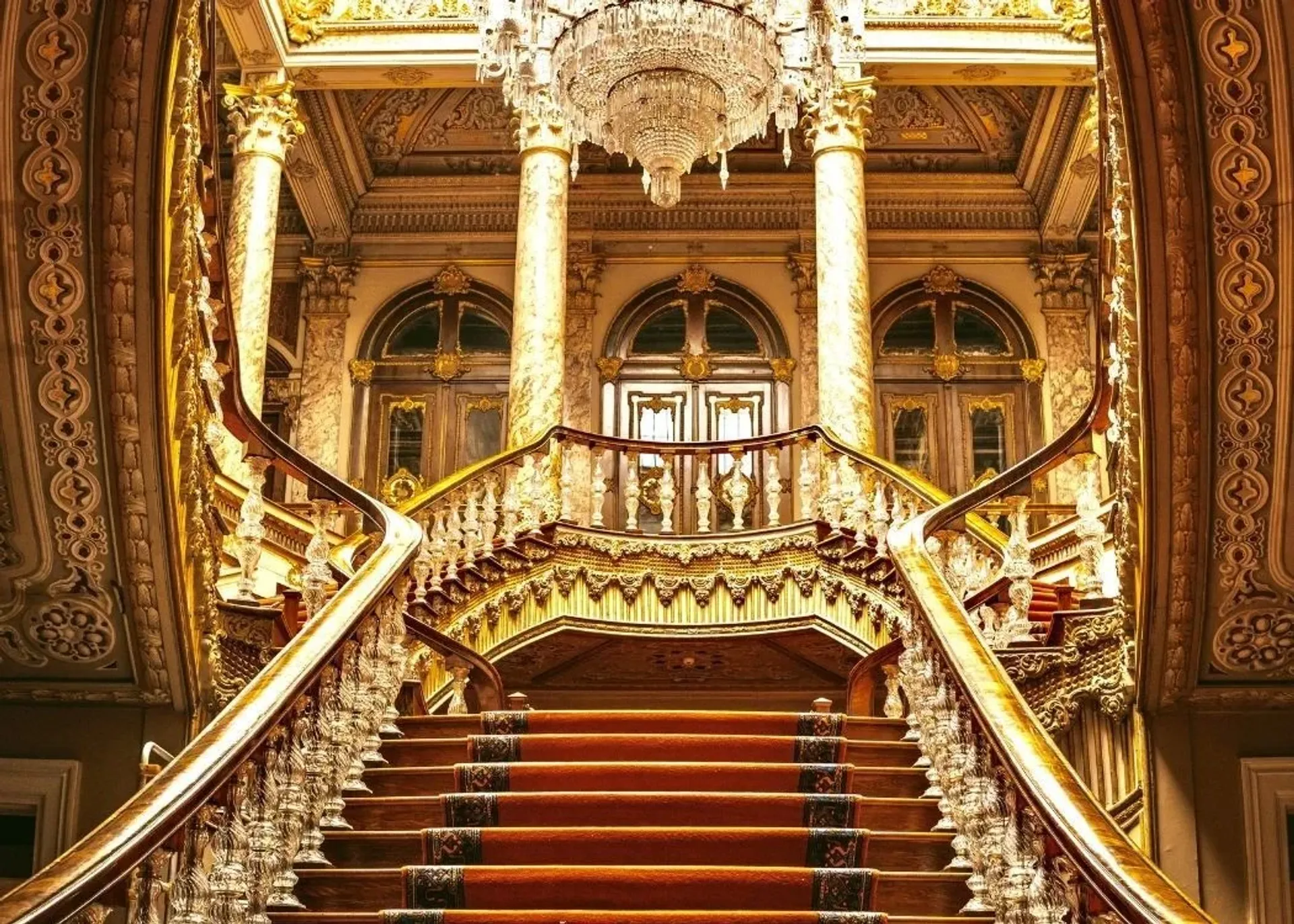 Muzeum Pałacu Dolmabahce – wstęp bez kolejki z audioprzewodnikiem