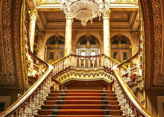 Muzeum Pałacu Dolmabahce – wstęp bez kolejki z audioprzewodnikiem