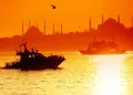 Bosphorus Sunset Cruise آڈیو گائیڈ کے ساتھ