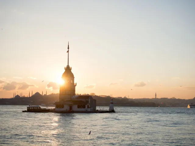 Maiden's Tower: Entrada Sem Fila com Audioguia