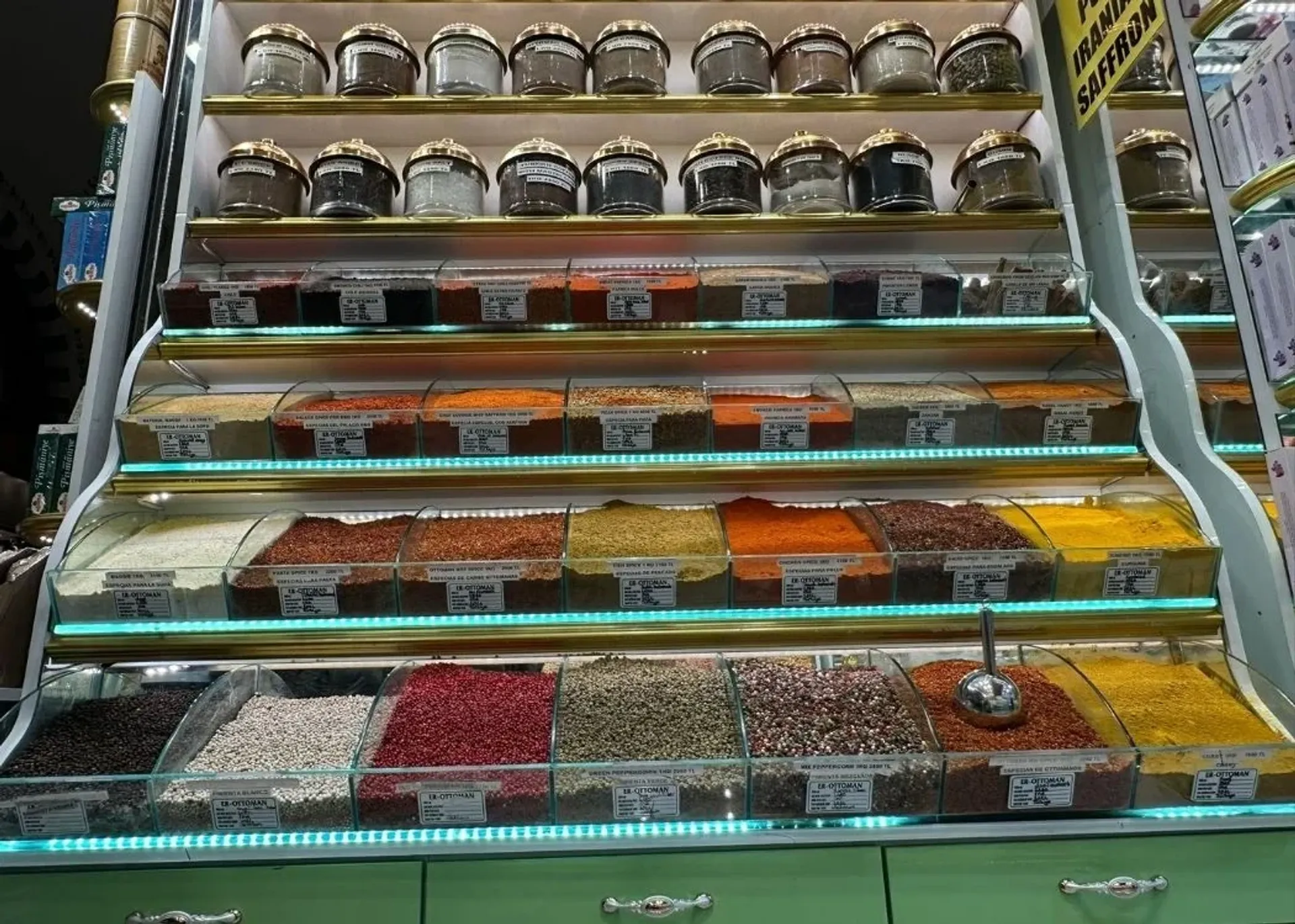 Spice Bazaar Turkish Delights & Herbal Teas Tasting Experience in Istanbul
