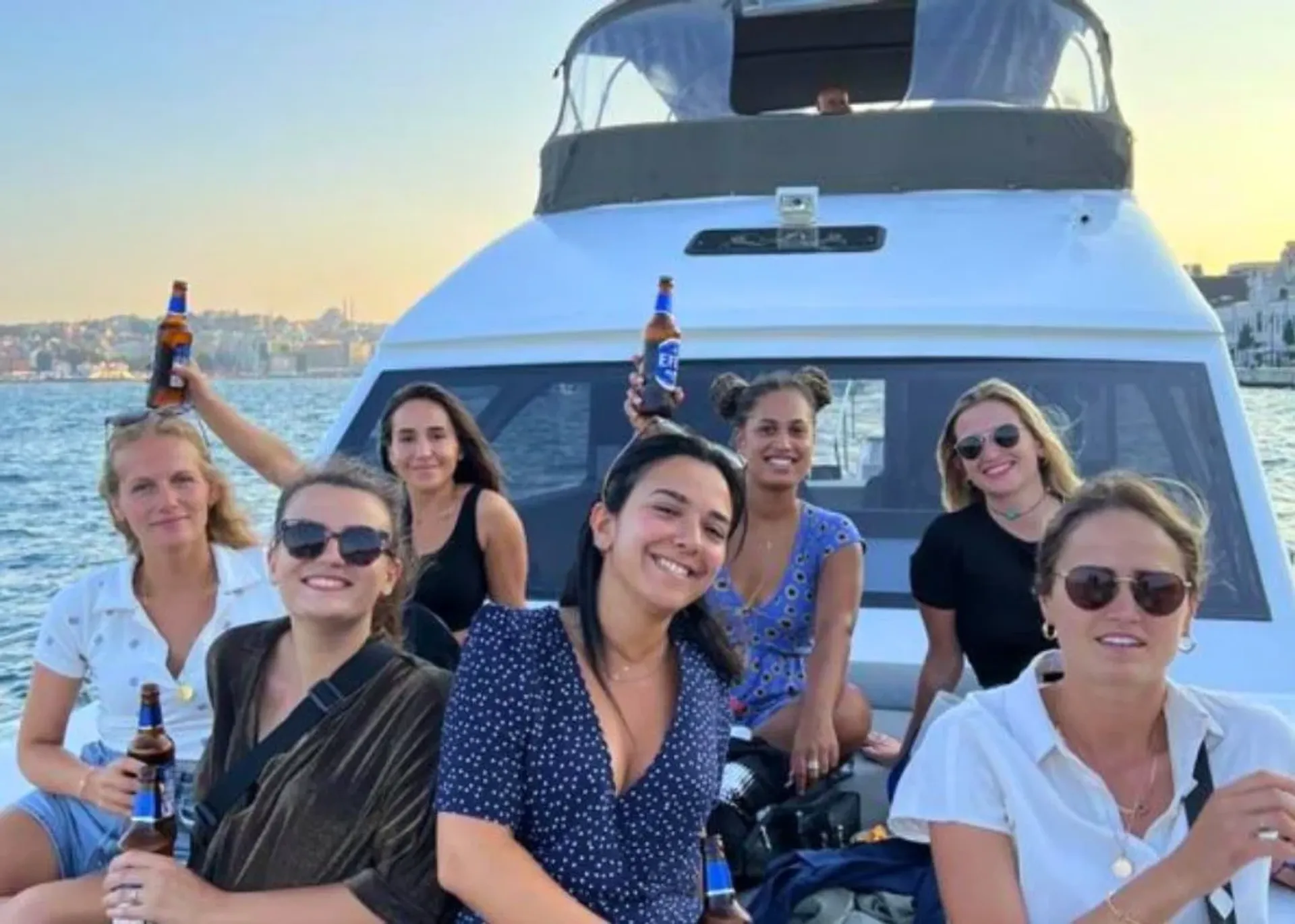 Tur Privat de Înot cu Yachtul în Insulele din Istanbul