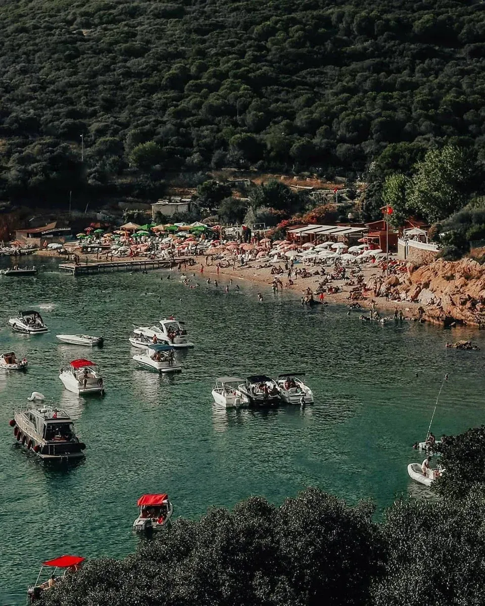 Visite à pied de Kinaliada Island avec audioguide