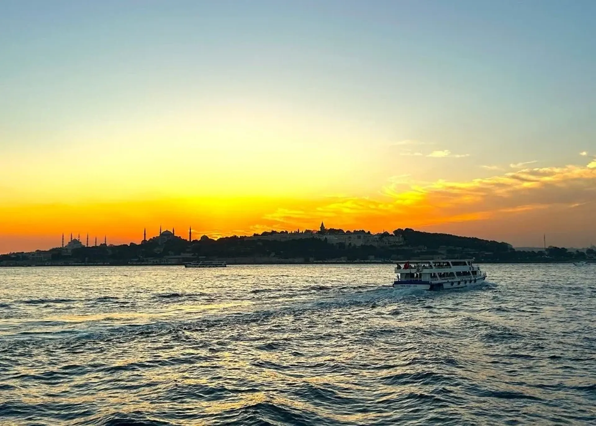 Croisière touristique Golden Horn & Bosphorus avec audioguide