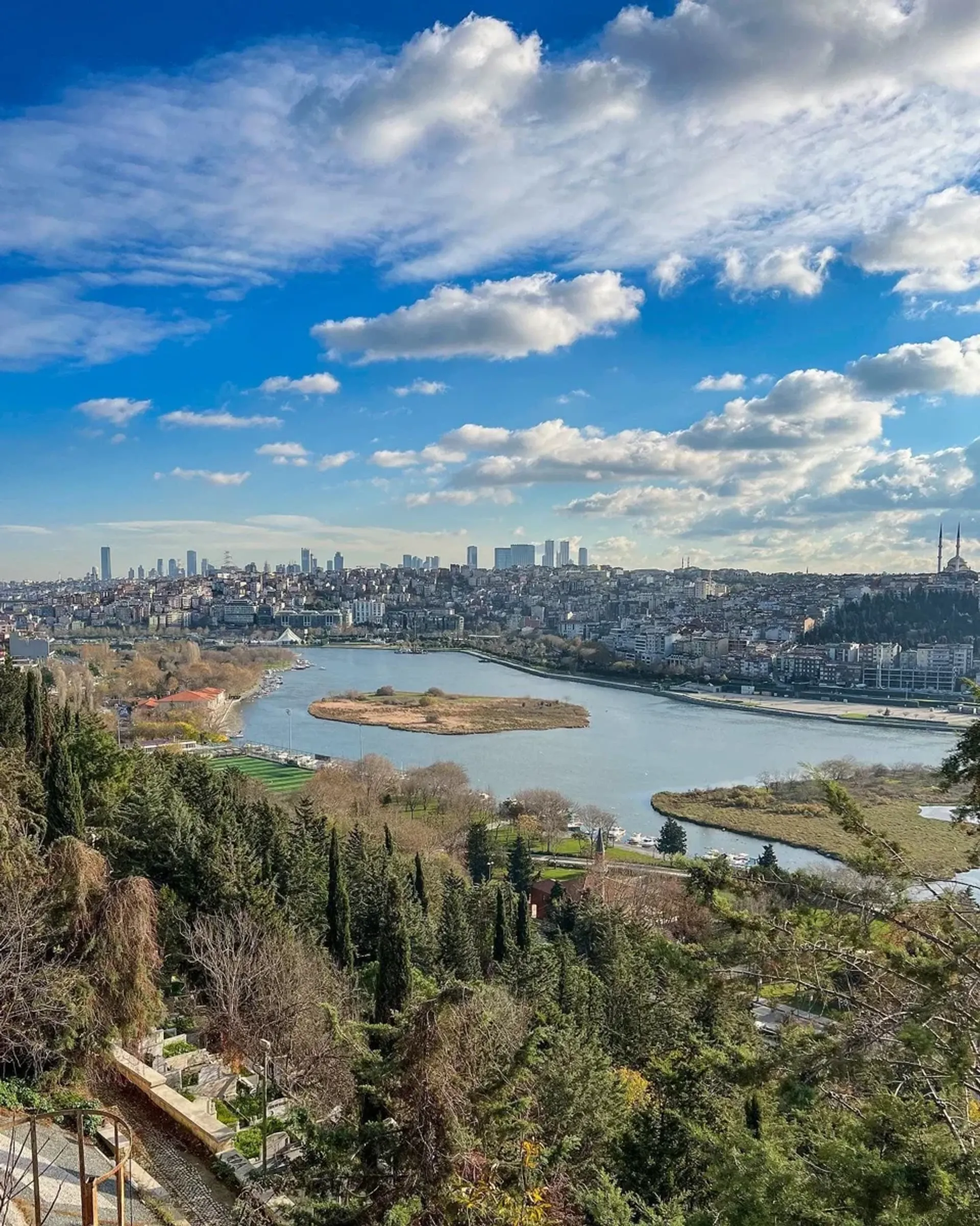 Пешеходная экскурсия по Pierre Loti с аудиогидом