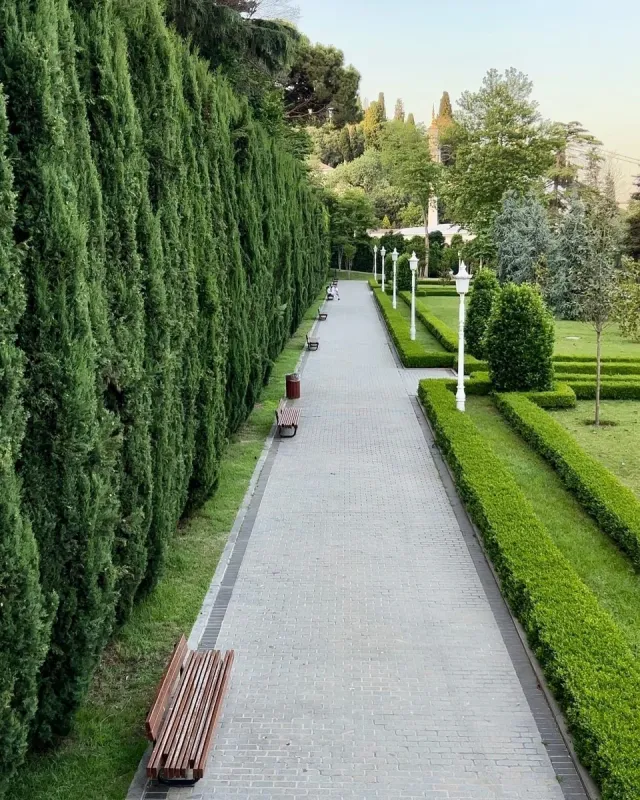 Пешачка тура во Yildiz Park со аудио водич