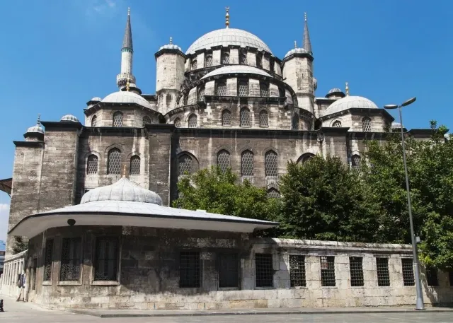 Pješačka tura do New Mosque uz audio vodič