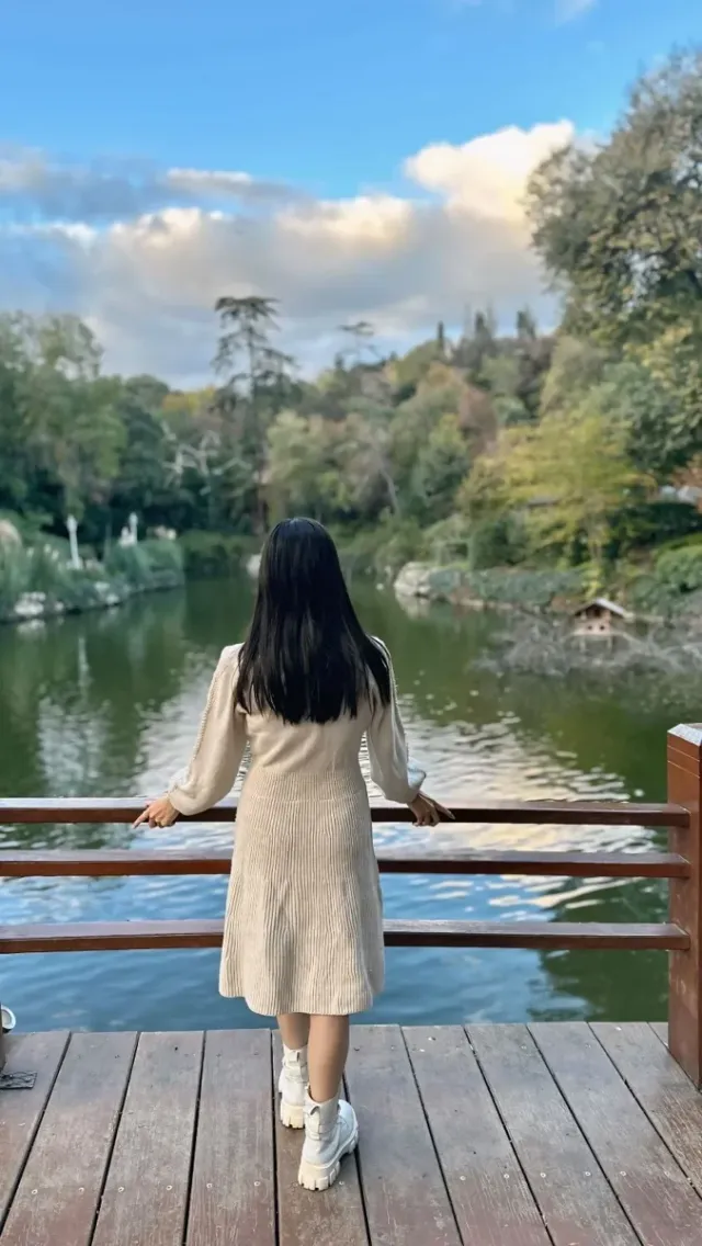 Пешачка тура во Yildiz Park со аудио водич