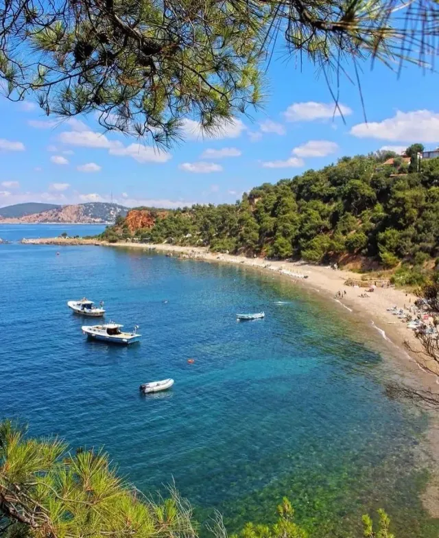 Burgazada Island Walking Tour with Audio Guide