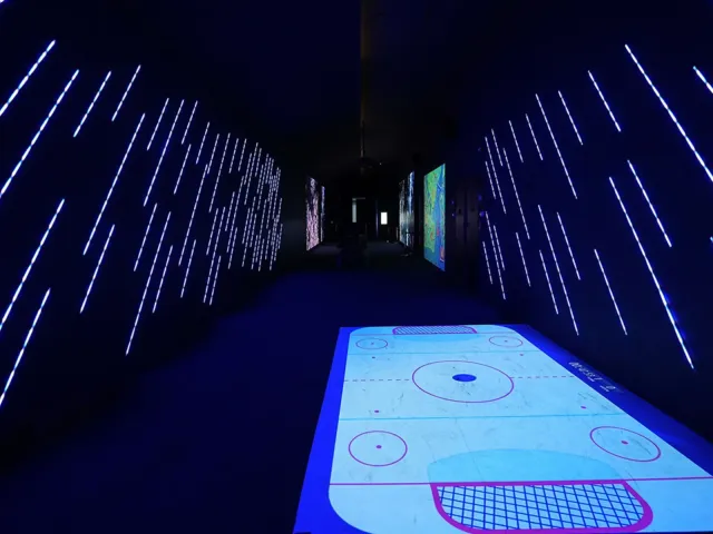 Entrée coupe-file au Digital Experience Museum