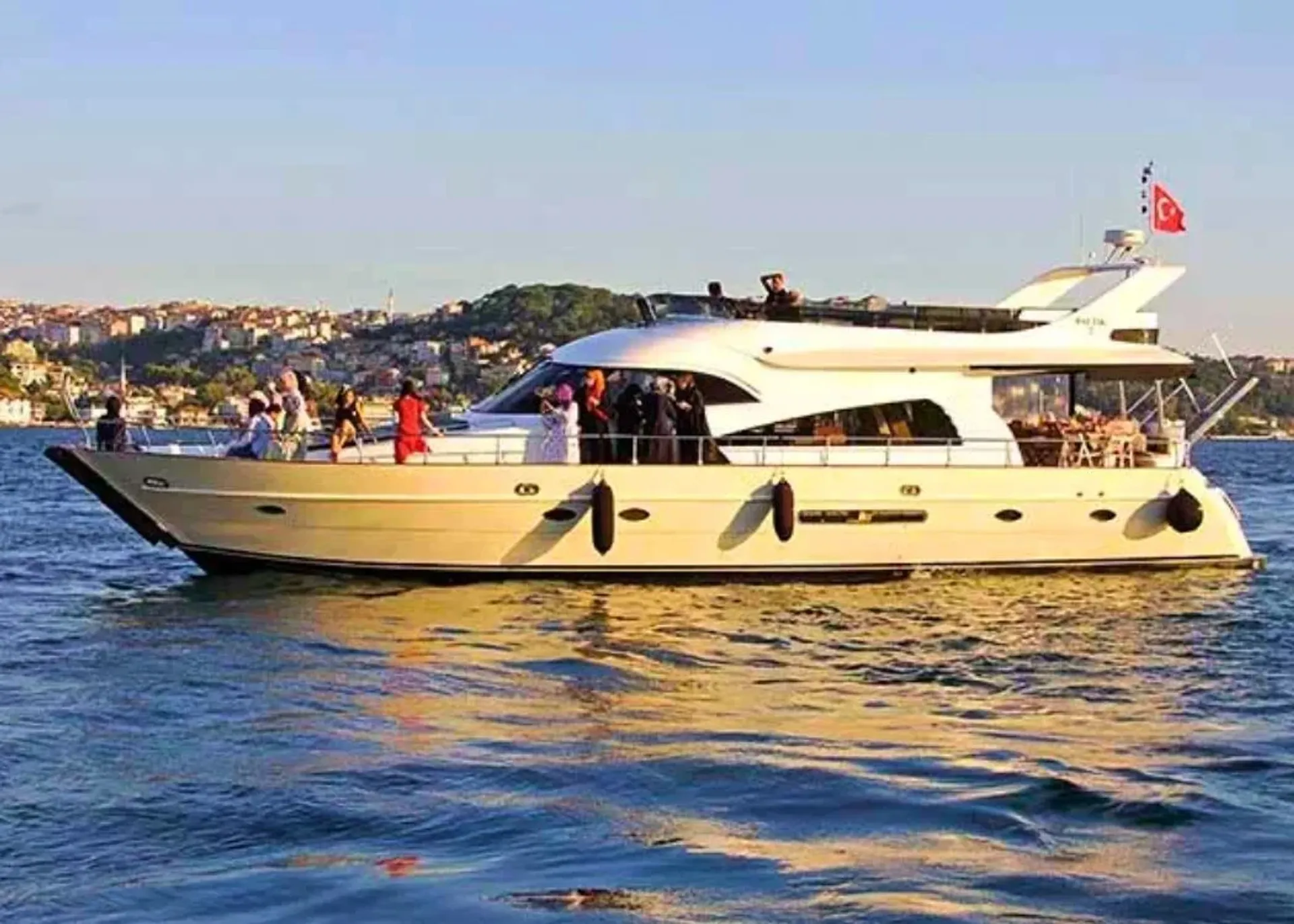 Tur Privat de Înot cu Yachtul în Insulele din Istanbul