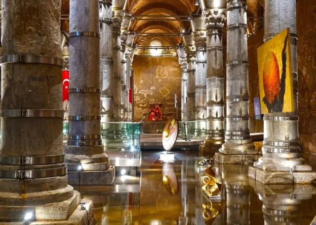 Entrée coupe-file à la Citerne Serefiye (Theodosius) avec audioguide