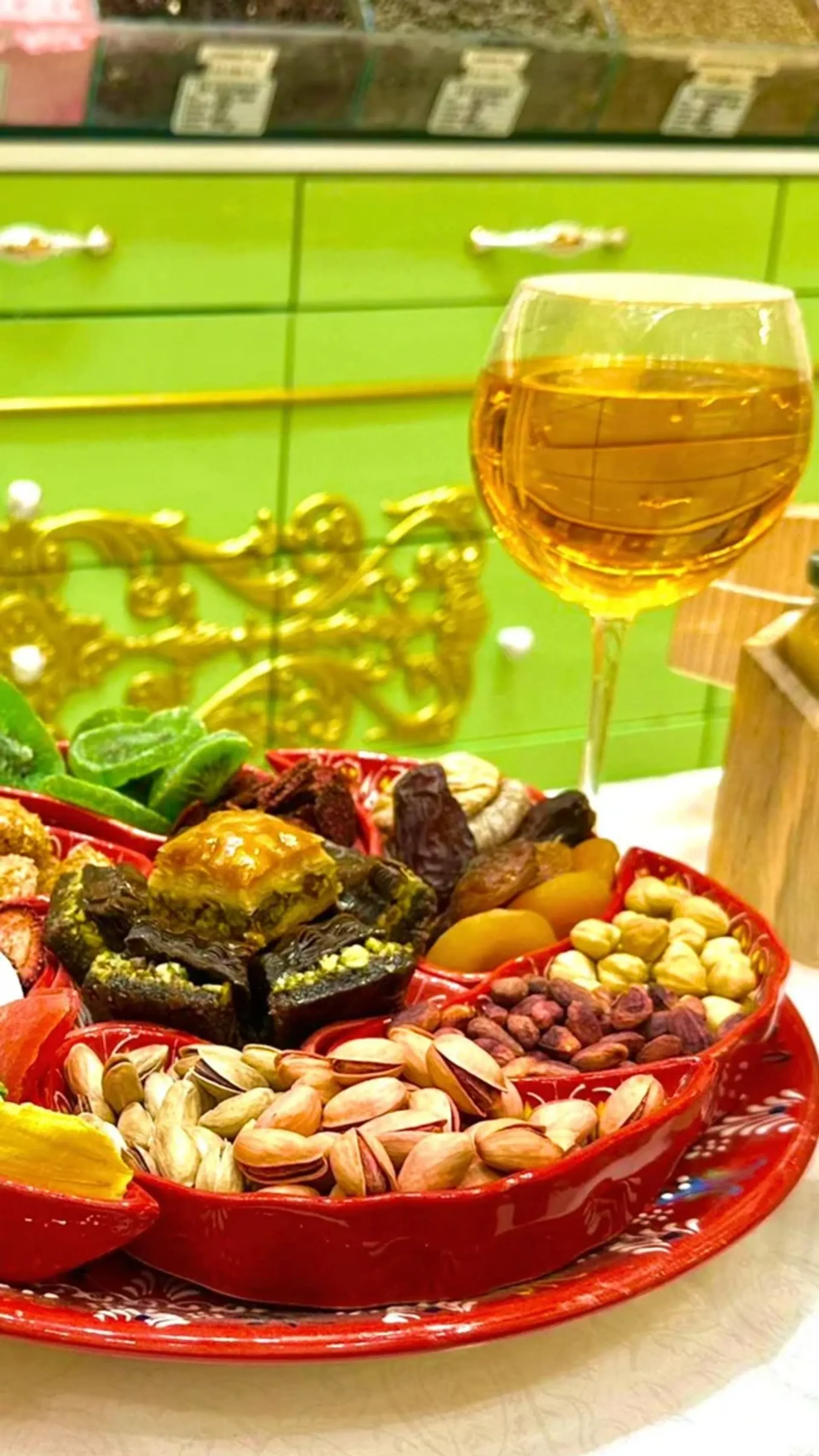 Spice Bazaar Turkish Delights & Herbal Teas Tasting Experience in Istanbul