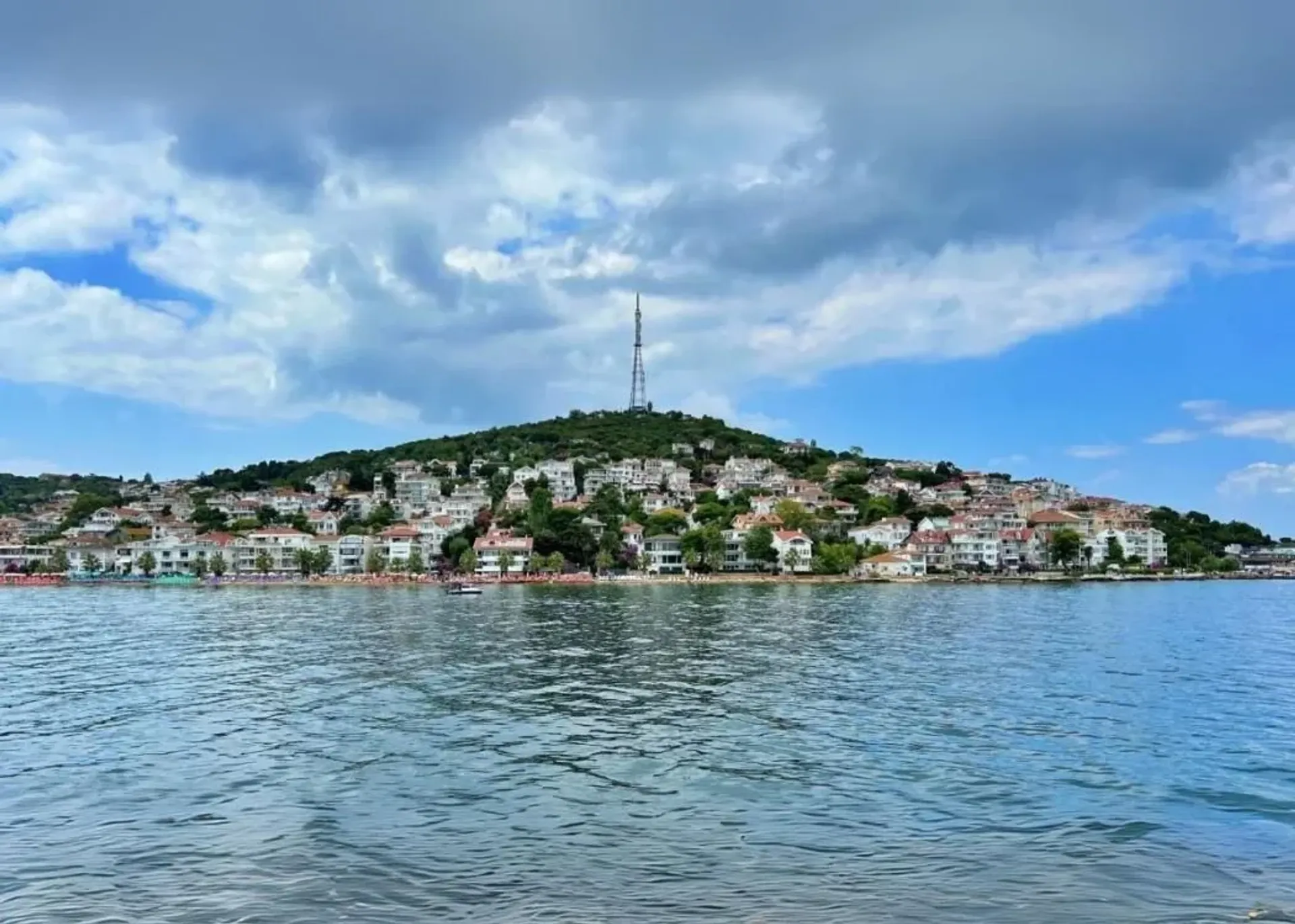 Visite à pied de Kinaliada Island avec audioguide