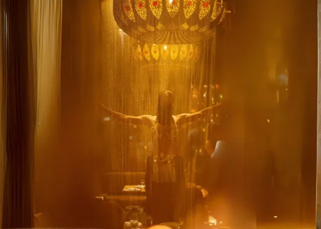 Expérience gastronomique premium avec spectacles exclusifs au Nomads Restaurant