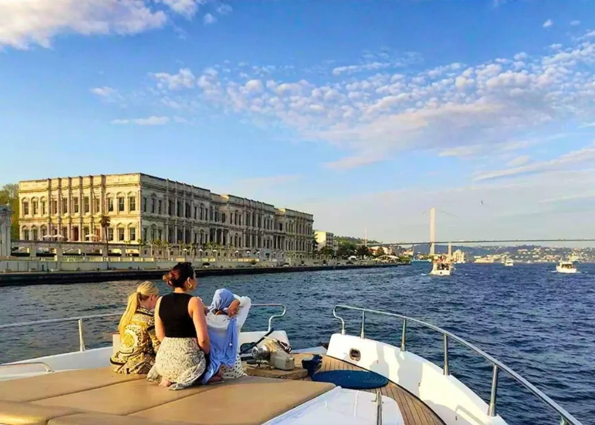 Частный яхт-тур по Босфору