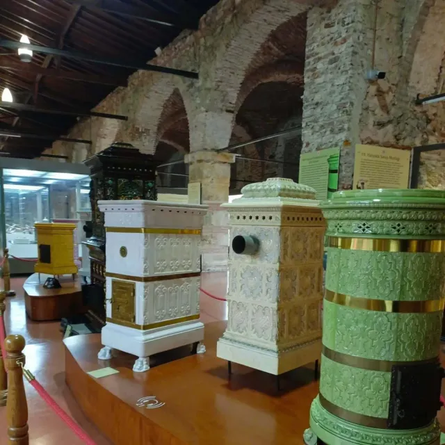 The Palace Collections Museum Είσοδος Skip-the-Ticket-Line με Ηχητικό Οδηγό