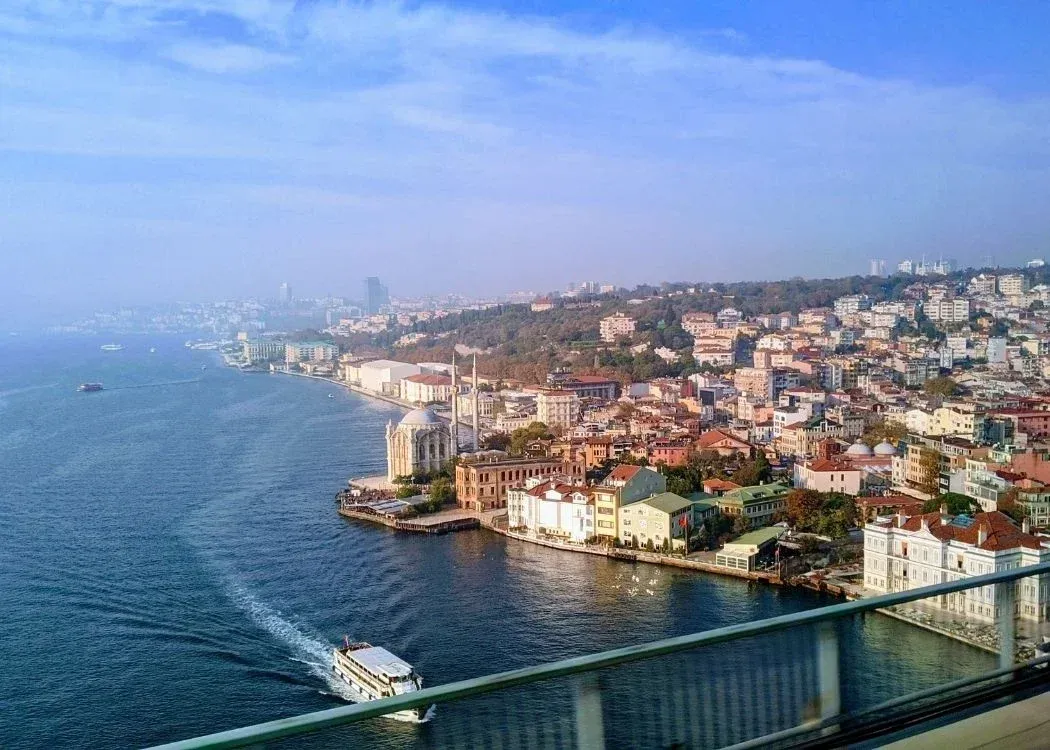 Crociera panoramica sul Corno d’Oro e sul Bosphorus con Audioguida