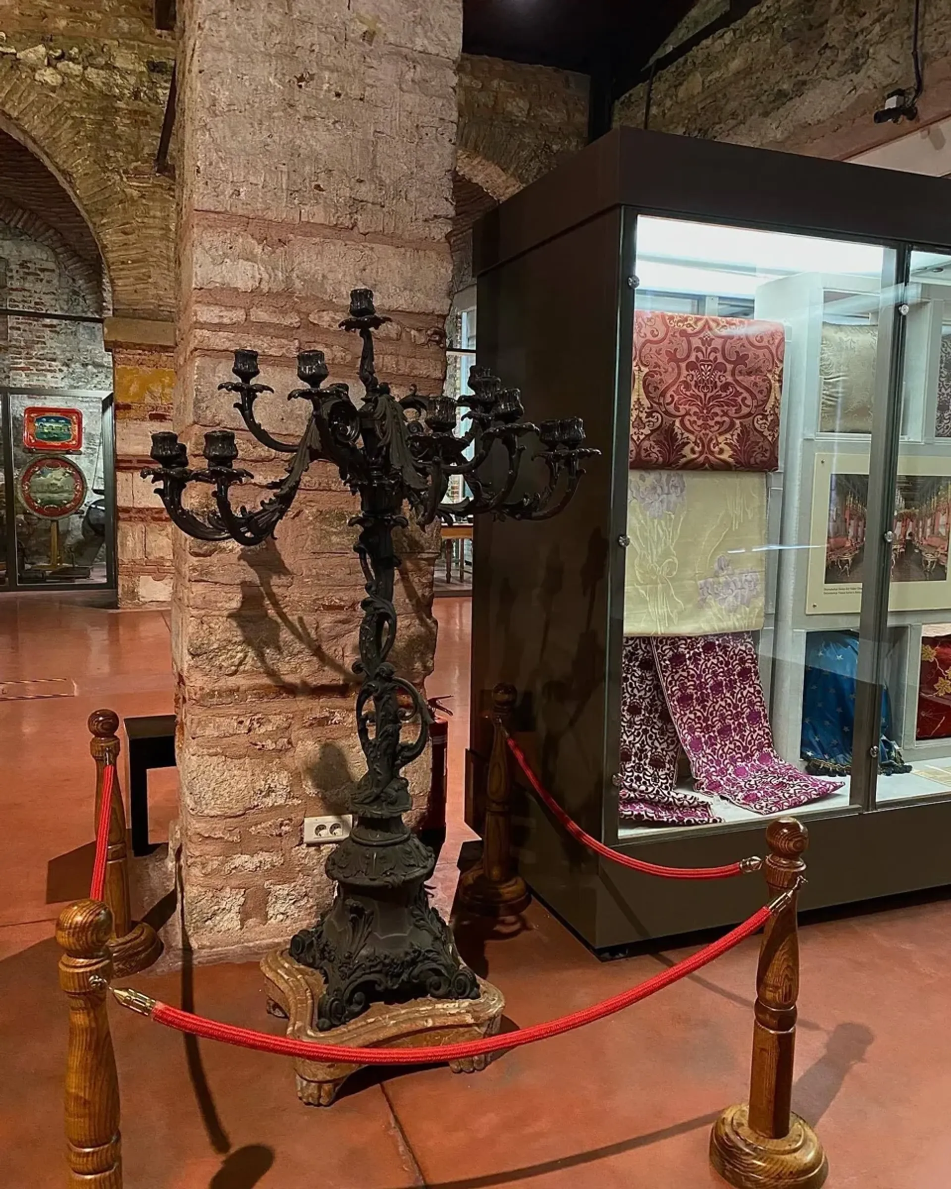 The Palace Collections Museum Είσοδος Skip-the-Ticket-Line με Ηχητικό Οδηγό