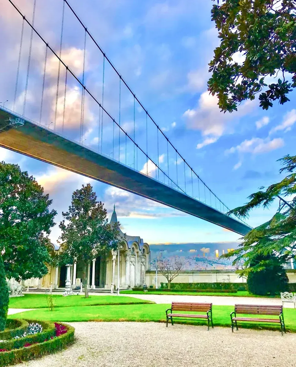 Beylerbeyi Palace Museum میں ٹکٹ لائن اسکیپ انٹری آڈیو گائیڈ کے ساتھ