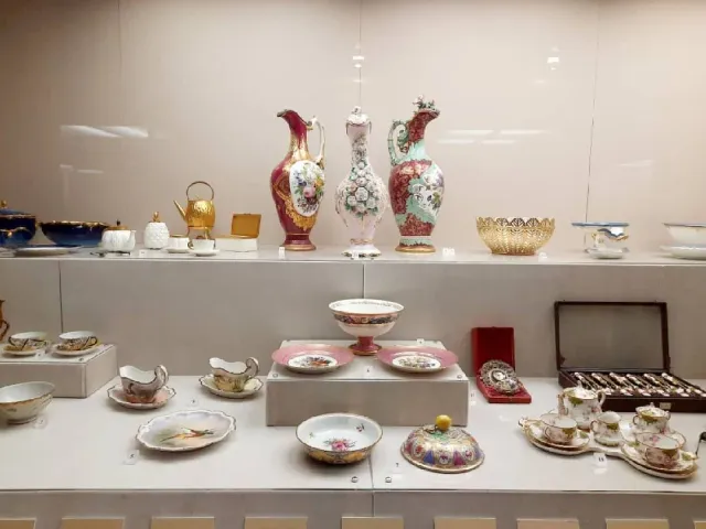 The Palace Collections Museum Είσοδος Skip-the-Ticket-Line με Ηχητικό Οδηγό