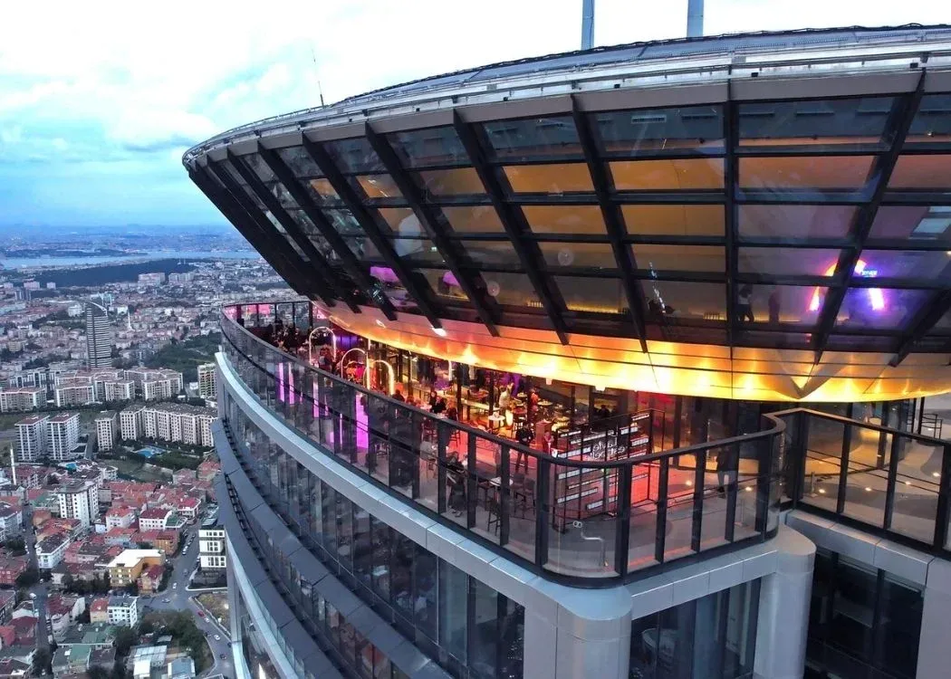 بلیط ورودی تجربه Emaar Skyview Tower و Skywalk