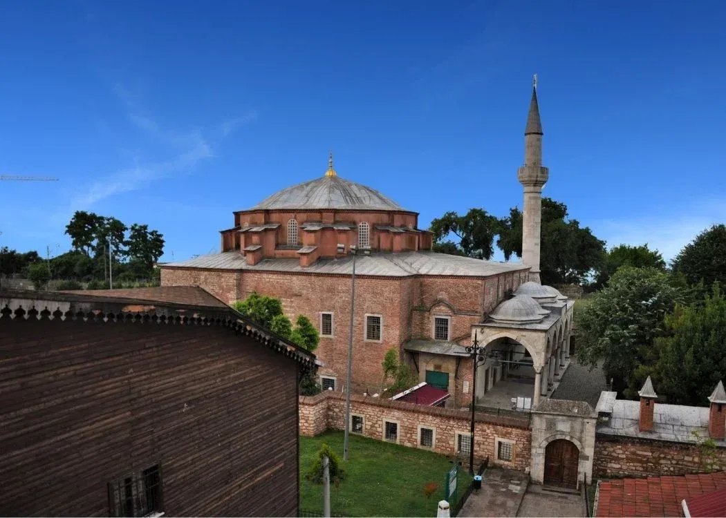 تور پیاده‌روی مسجد Little Hagia Sophia با راهنمای صوتی