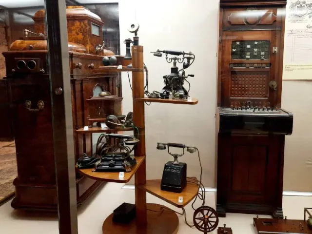 The Palace Collections Museum Είσοδος Skip-the-Ticket-Line με Ηχητικό Οδηγό